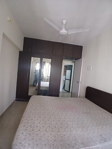 Furnished Amenities in 2 BHK Apartment at Nav Jyotirling CHS, Malad East – for Rent
