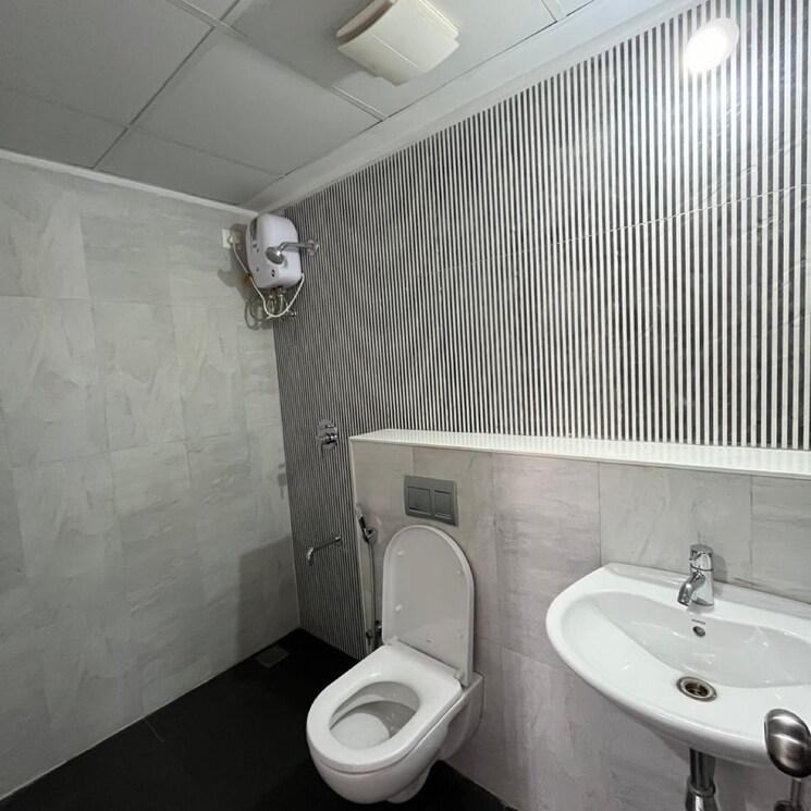 Bathroom, lodha-palava-florea-a-to-d 1 Bedroom 425 Sq.Ft. Apartment In Taloja Bypass Road Thane 8813469