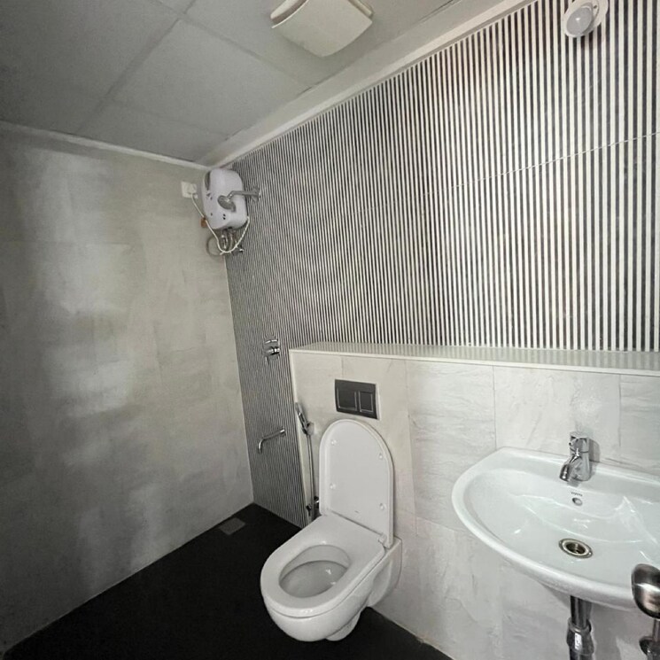 Bathroom, lodha-palava-florea-a-to-d 1 Bedroom 425 Sq.Ft. Apartment In Taloja Bypass Road Thane 8813469