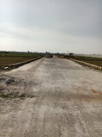 100 Sq.Yd. Plot in Umang City 