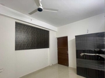 Room in 3 BHK Apartment at Gem Nakshatra, Kokapet – for Rent