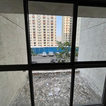 Room in 2 BHK Apartment at Lodha Palava Downtown, Taloja Bypass Road – for Rent
