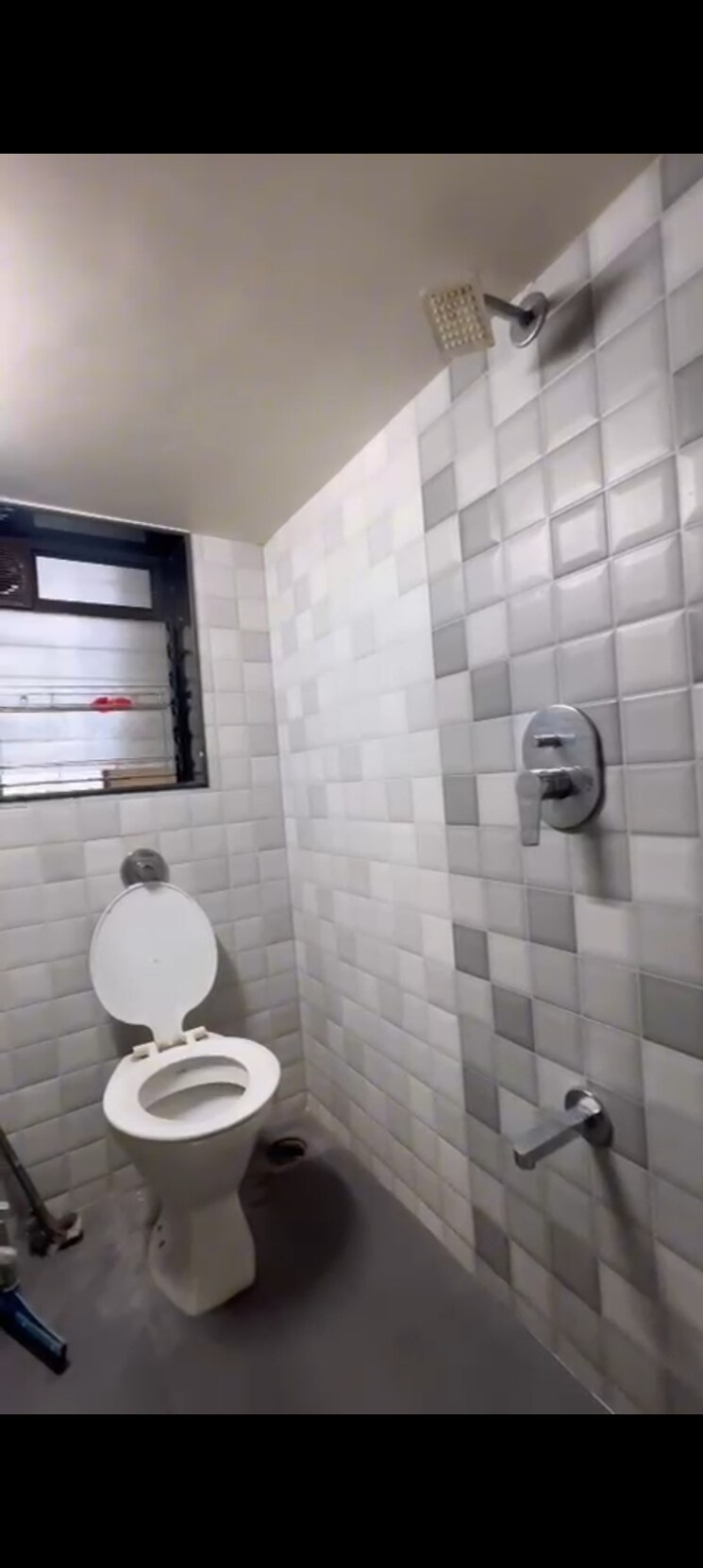 Bathroom, jay-prakash-nagar-chs 3 Bedroom 885 Sq.Ft. Apartment In Vidyavihar East Mumbai 8813519