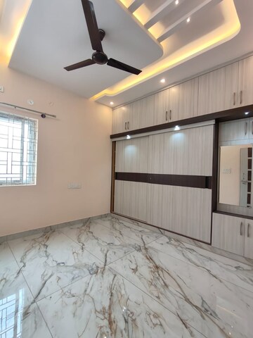Room in 3 BHK Builder Floor at Iti Layout – for Rent