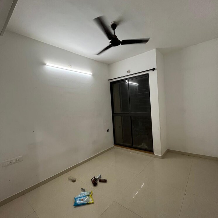 Room, lodha-palava-downtown 2 Bedroom 650 Sq.Ft. Apartment In Taloja Bypass Road Thane 8813534