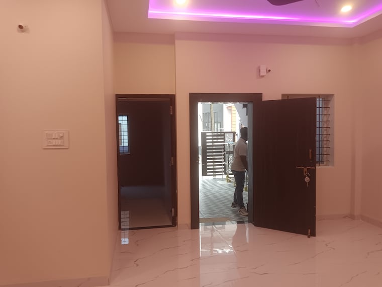 Room, rau pitampur road 3 Bedroom 1000 Sq.Ft. Independent House In Rau Pitampur Road Indore 8813545