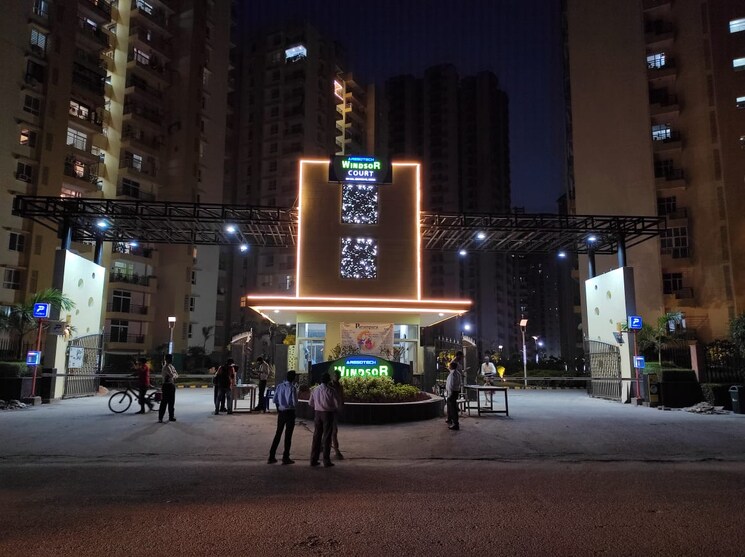  Parking, assotech-windsor-court 3 Bedroom 1390 Sq.Ft. Apartment In Sector 78 Noida 8813547