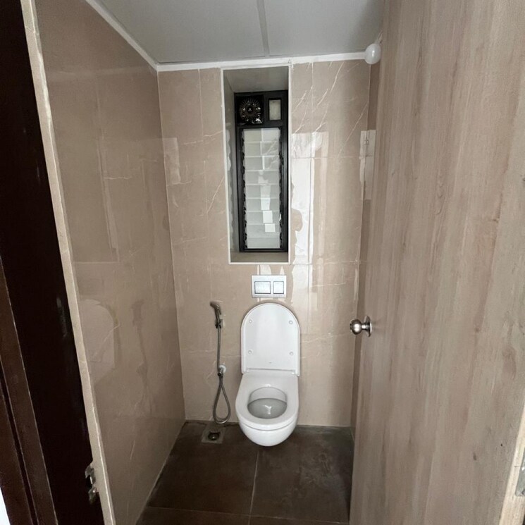 Bathroom, lodha-palava-downtown 1 Bedroom 447 Sq.Ft. Apartment In Taloja Bypass Road Thane 8813548