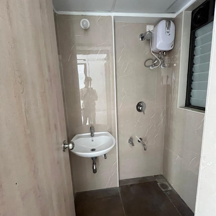 Bathroom, lodha-palava-downtown 1 Bedroom 447 Sq.Ft. Apartment In Taloja Bypass Road Thane 8813548