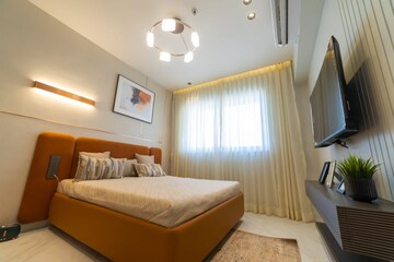 Bedroom in 3.5 BHK Apartment at Lokhandwala Infrastructure Minerva, Mahalaxmi – for Sale