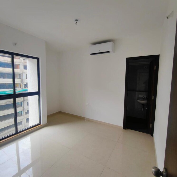 Room, lodha-palava-downtown 1 Bedroom 447 Sq.Ft. Apartment In Taloja Bypass Road Thane 8813557