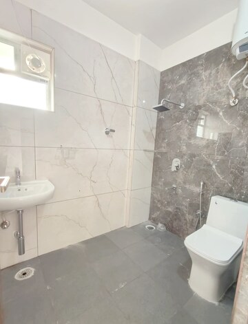 Bathroom in 3 BHK Apartment at Abhilash Enclave, Beach Road – for Sale