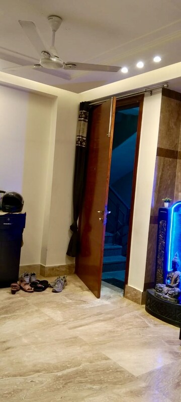 Staircase in 3 BHK Builder Floor at Mehrauli – for Rent