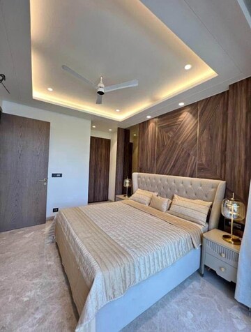 Bedroom in 1 BHK Builder Floor at Unitech Rodeo Drive, South City 2 – for Rent