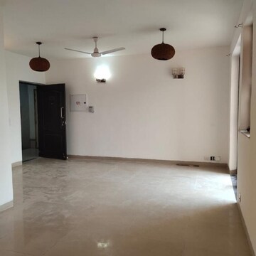 Room in 1 BHK Builder Floor at Unitech Rodeo Drive, South City 2 – for Rent