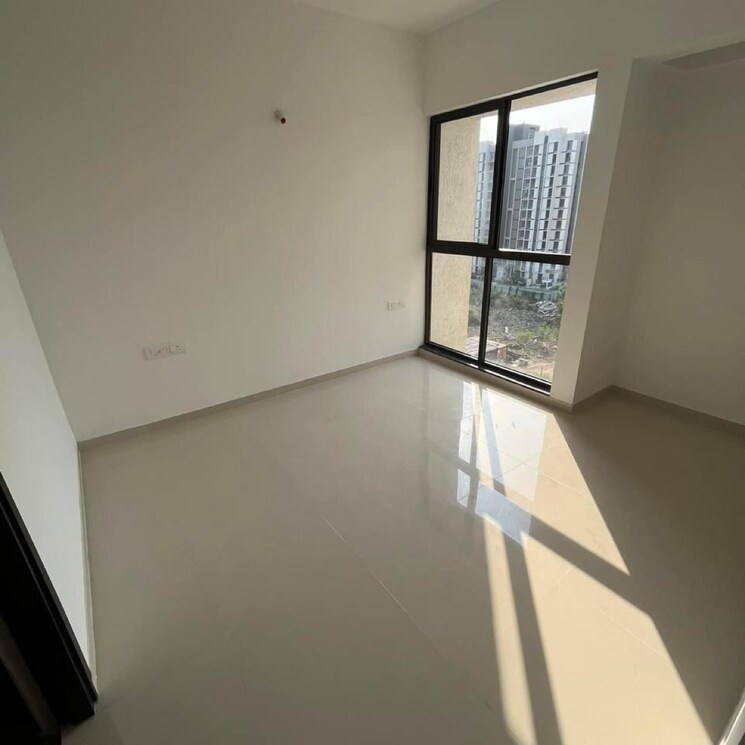 Room, lodha-palava-downtown 2 Bedroom 670 Sq.Ft. Apartment In Taloja Bypass Road Thane 8813594