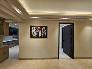 Room in 3.5 BHK Builder Floor at Sector 28 – for Sale