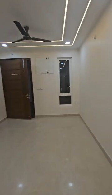 Living Room in 2.5 BHK Apartment at Aurobindo Kohinoor, Serilingampally – for Rent