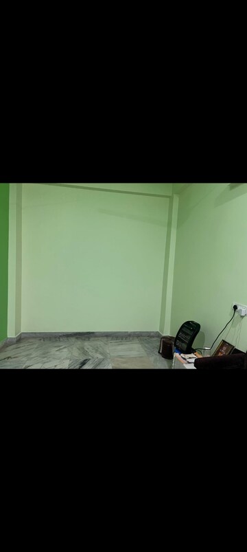 Room in 3 BHK Independent House at Arjunganj – for Rent