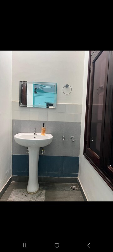 Bathroom in 3 BHK Independent House at Arjunganj – for Rent