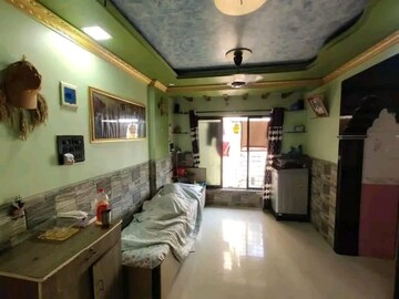 Living Room in 2 BHK Apartment at Vini Heights, Nalasopara West – for Sale