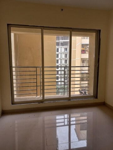 Room in 1 BHK Apartment at Sanskruti Heights, Nalasopara West – for Sale