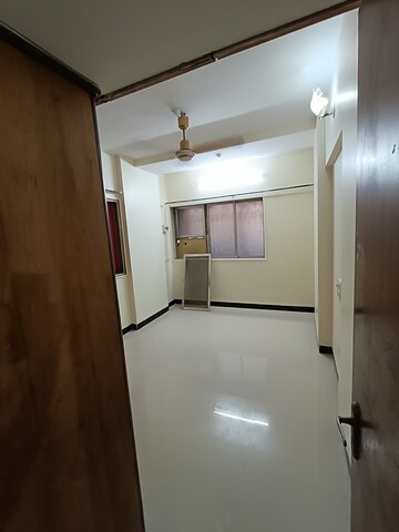 Room in 2 BHK Apartment at Charkop Sector 3 – for Rent