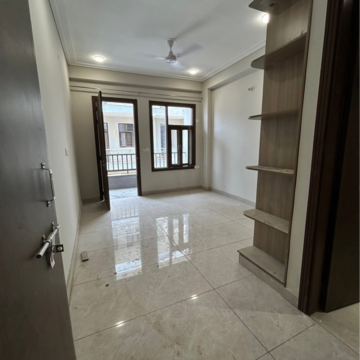 Room in 1.5 BHK Builder Floor at Sector 23 – for Rent