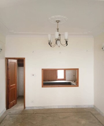 Bathroom in 5 BHK Apartment at Sankat Mochan – for Sale