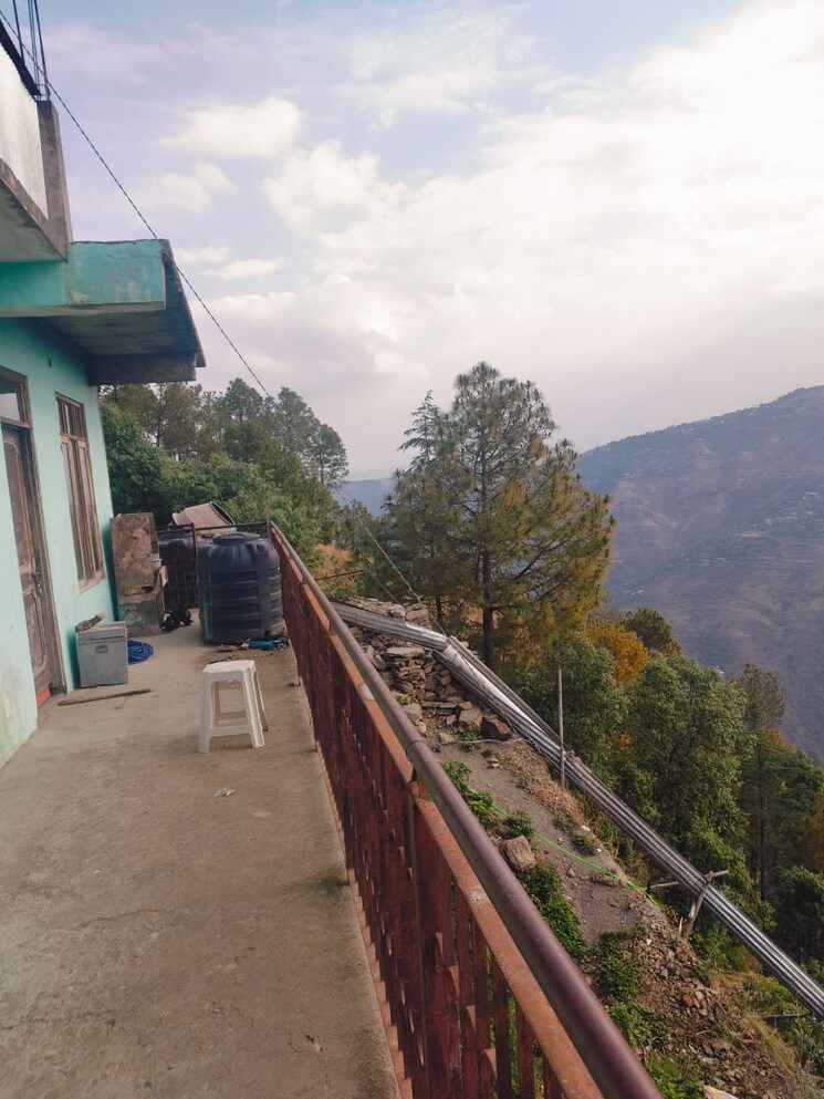 Master Bedroom, kamyana bharari road 6+ Bedroom 1000 Sq.Ft. Independent House In Kamyana Bharari Road Shimla 8813717