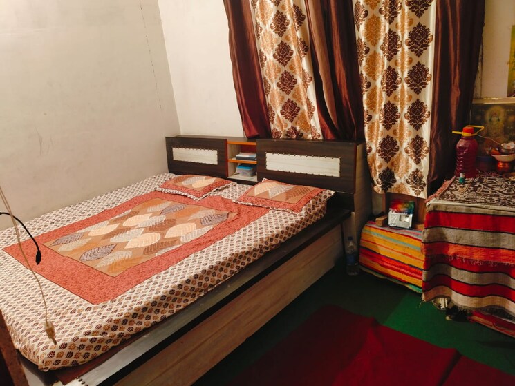 Master Bedroom, kamyana bharari road 6+ Bedroom 1000 Sq.Ft. Independent House In Kamyana Bharari Road Shimla 8813717