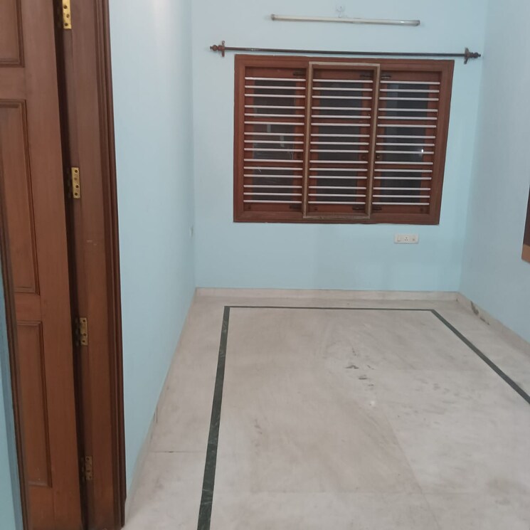 Room, btm layout 3 Bedroom 2400 Sq.Ft. Independent House In Btm Layout Bangalore 8813716