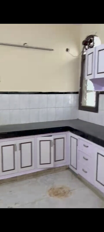 Kitchen in 6+ BHK Independent House at Sector 41 – for Rent