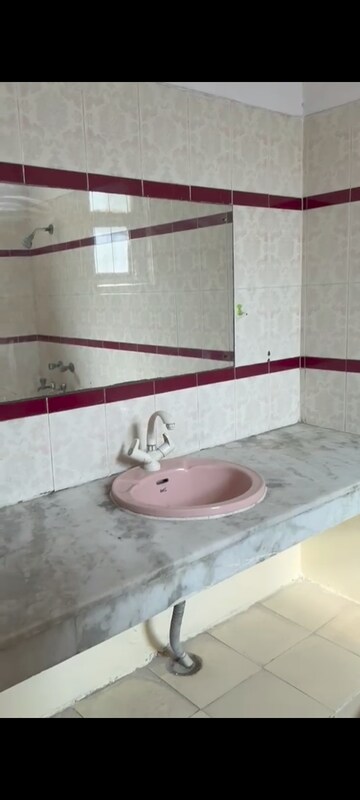 Bathroom in 6+ BHK Independent House at Sector 41 – for Rent