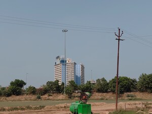 Studio Apartment – Garden View at Uniwest Hub, Sector 22d Yamuna Expressway - for Sale