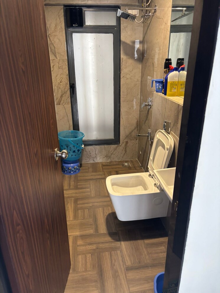 Bathroom, oshiwara Pg For Boys In Oshiwara 8813744