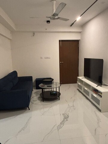 Pg For Rent in Oshiwara