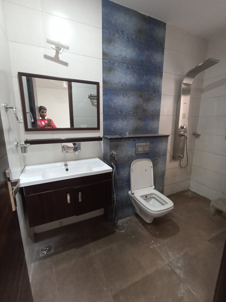 Bathroom, sahridaya-apartments 2 Bedroom 950 Sq.Ft. Apartment In Paschim Vihar Delhi 8813755