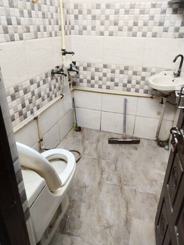 Master Bedroom in 3 BHK Independent House at Sector 56 – for Rent