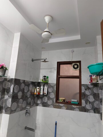 Master Bedroom in 1 BHK Villa at Sector 56 – for Rent