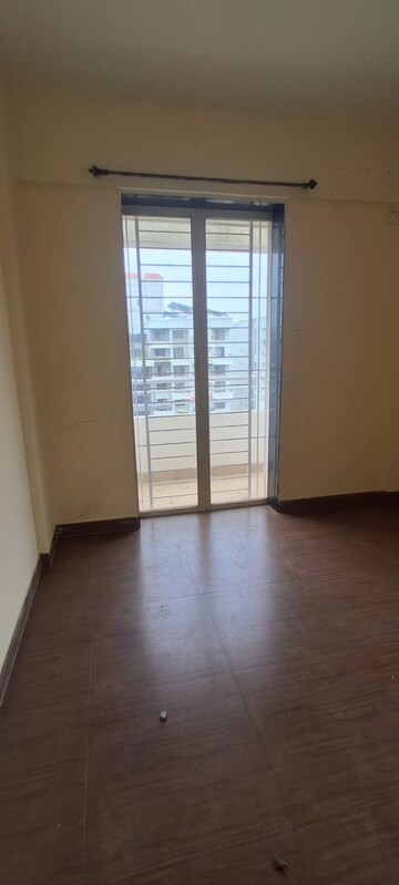 Room in 2 BHK Apartment at Vanshaj Kiona, Balewadi – for Rent