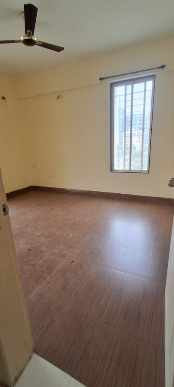 Room in 2 BHK Apartment at Vanshaj Kiona, Balewadi – for Rent