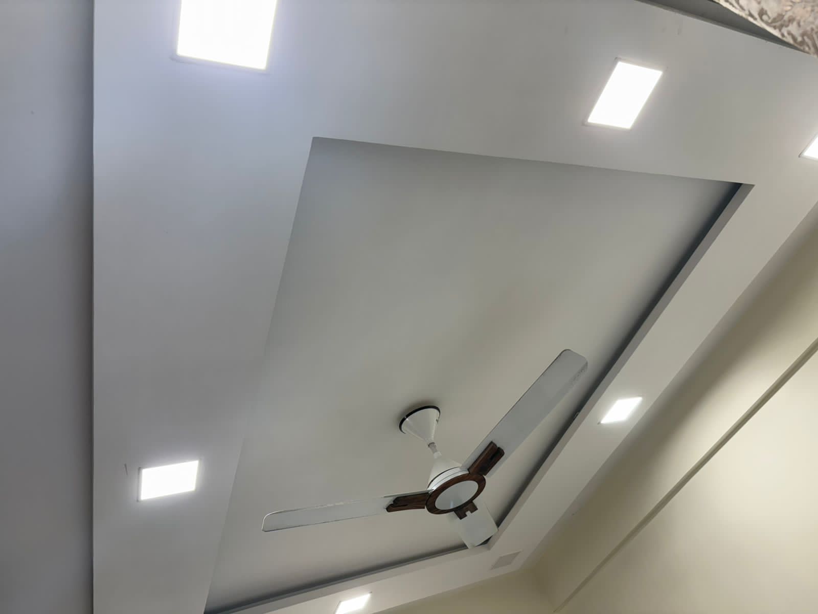 Retail Shop For Sale in Brahamand Phase 6 Chs Ltd