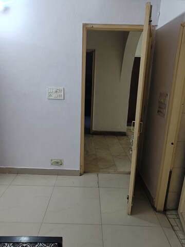 Bathroom in 1 RK Villa at RWA Apartments Sector 39, Sector 39 – for Rent