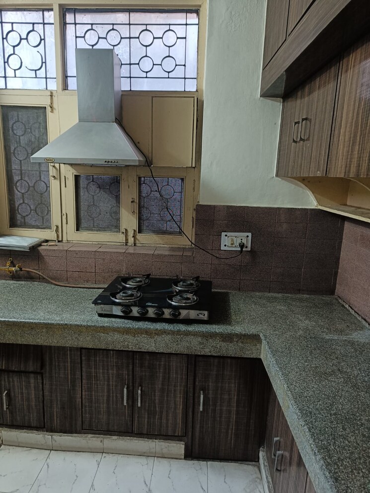 Kitchen, rwa-apartments-sector-39 1 RK 450 Sq.Ft. Villa In Sector 39 Noida 8813838