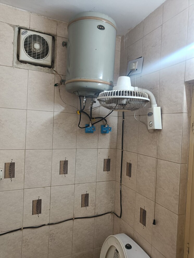 Bathroom, rwa-apartments-sector-39 1 RK 450 Sq.Ft. Villa In Sector 39 Noida 8813838