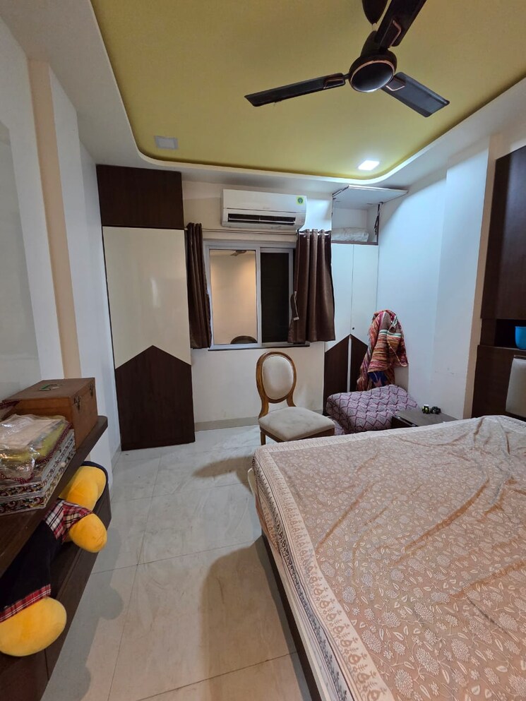 Master Bedroom, bombay-sappers-colony 3.5 Bedroom 1800 Sq.Ft. Apartment In Wadgaon Sheri Pune 8813856