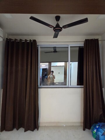 Room in 3.5 BHK Apartment at Bombay Sappers Colony, Wadgaon Sheri – for Rent