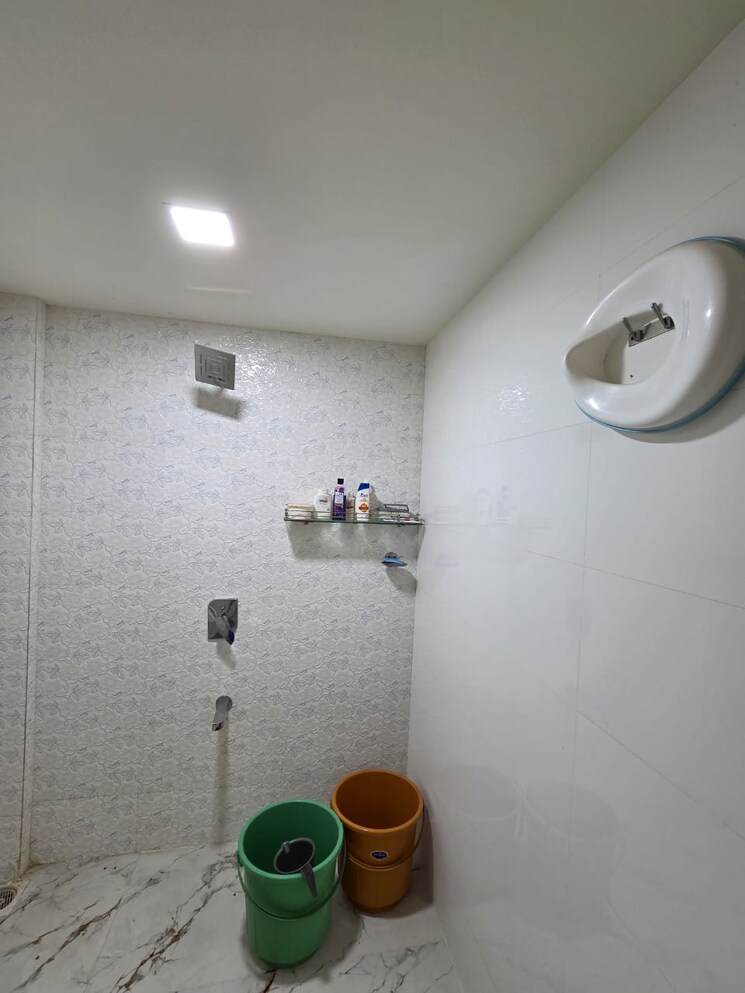 Bathroom, bombay-sappers-colony 3.5 Bedroom 1800 Sq.Ft. Apartment In Wadgaon Sheri Pune 8813856