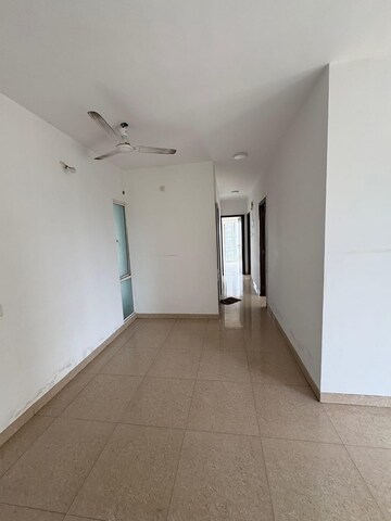 Room in 3 BHK Apartment at The Wadhwa Platina, Kolshet Road – for Rent